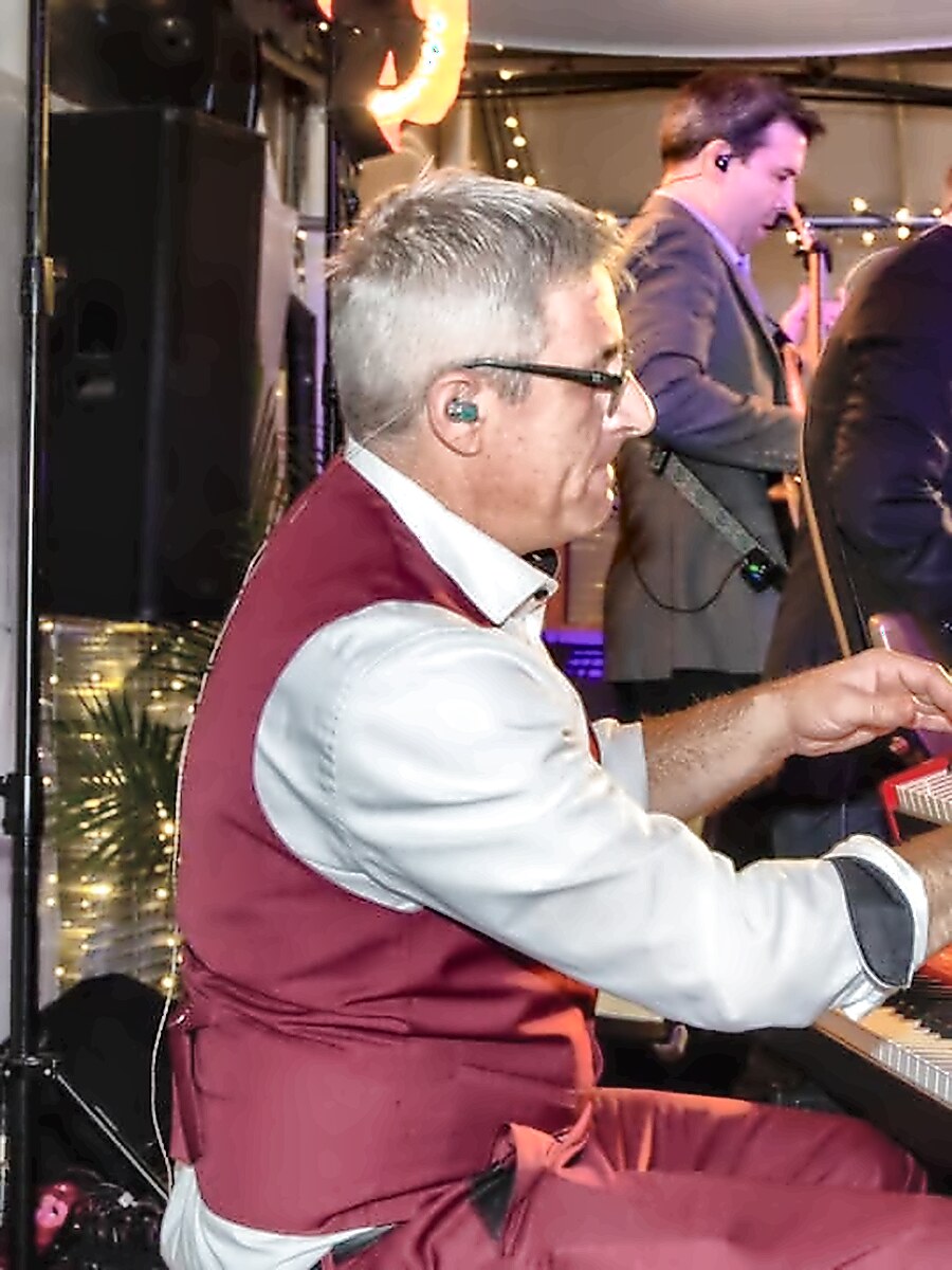 Jon Goneau, Piano & Keys